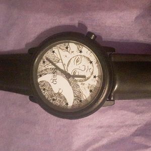 1991 Guess watch in mint condition